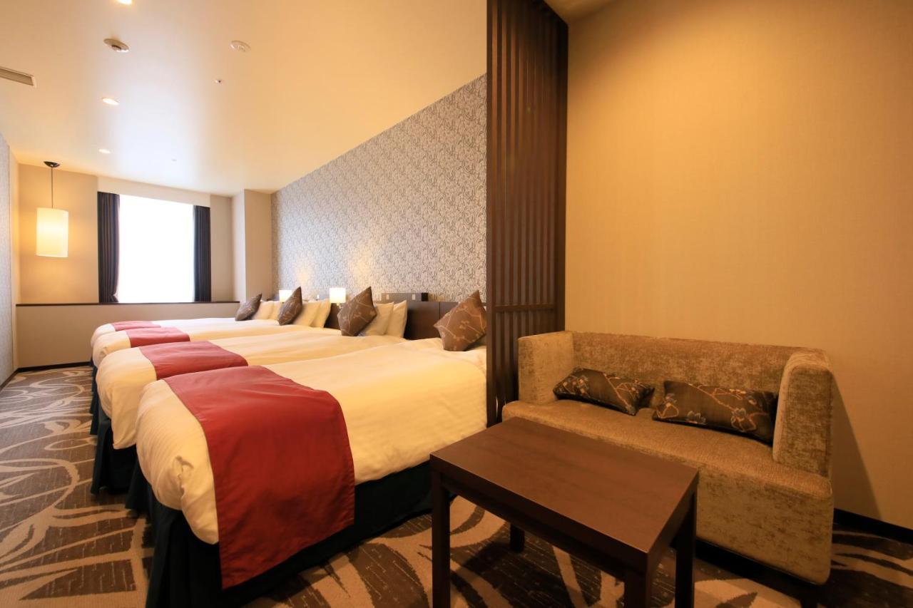 Quintessa Hotel Osaka Bay Екстер'єр фото