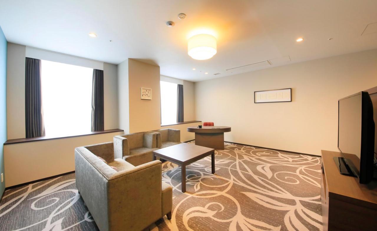 Quintessa Hotel Osaka Bay Екстер'єр фото