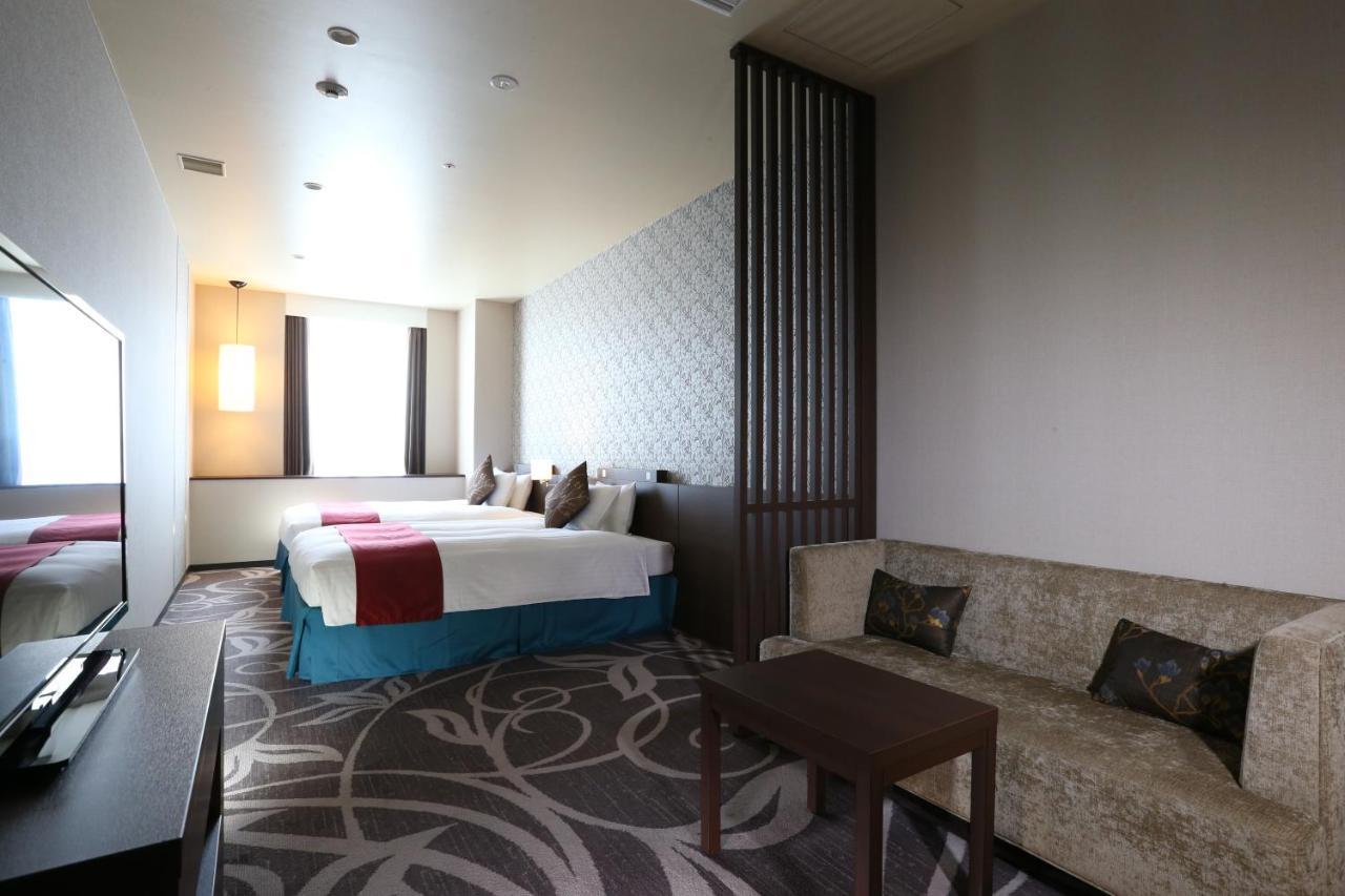 Quintessa Hotel Osaka Bay Екстер'єр фото