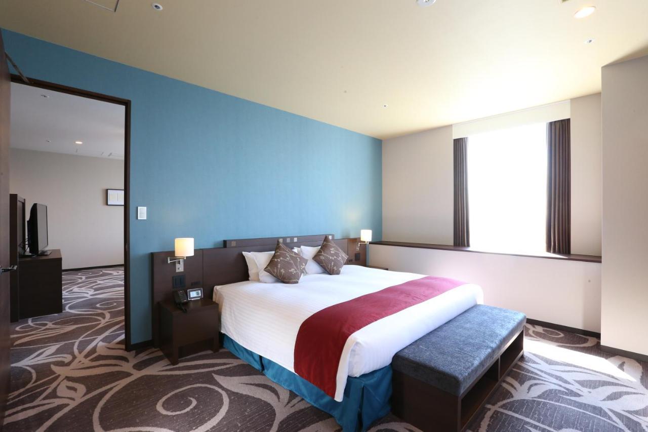 Quintessa Hotel Osaka Bay Екстер'єр фото